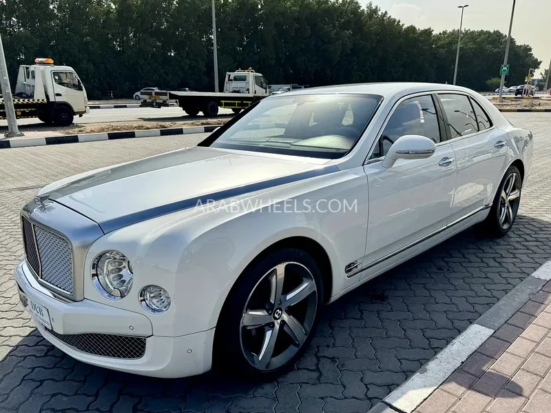 Bentley Mulsanne 2013 for Sale in Sharjah Image-15