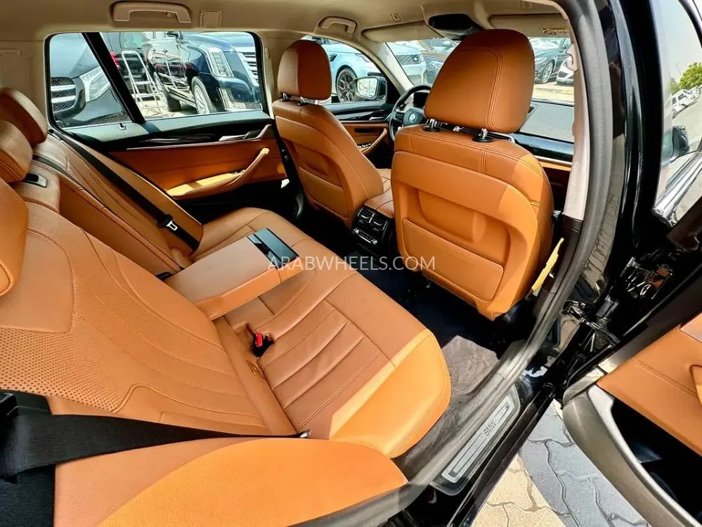 BMW 5 series 2023 for Sale in Sharjah Image-3