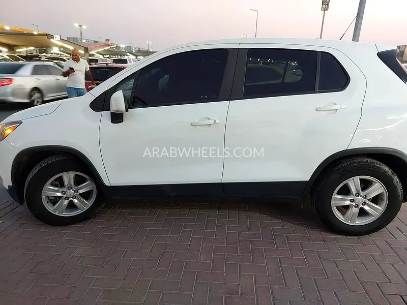 Chevrolet Trax 2021 for Sale in Sharjah Image-17