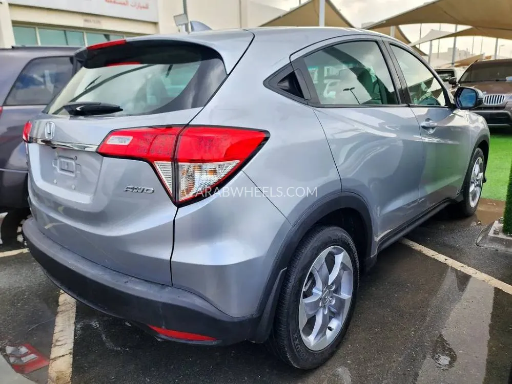 Honda HR-V 2022 for Sale in Dubai Image-3
