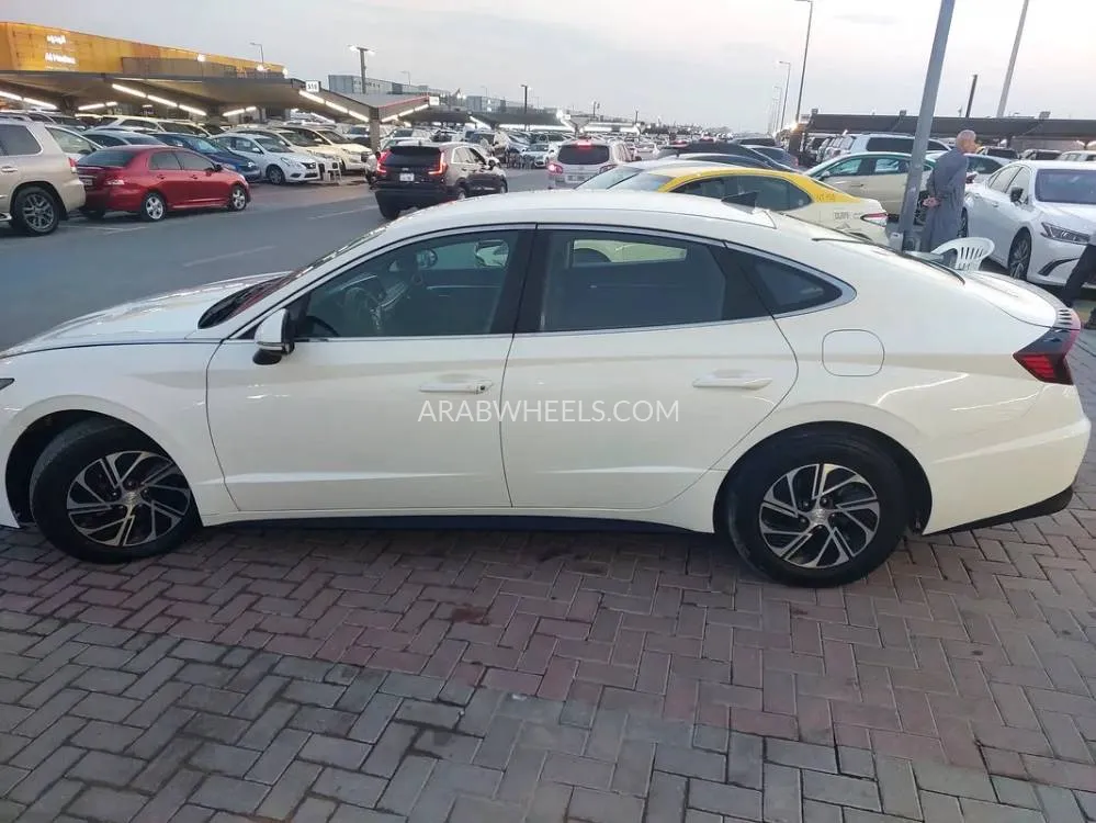 Hyundai Sonata 2023 for Sale in Sharjah Image-4