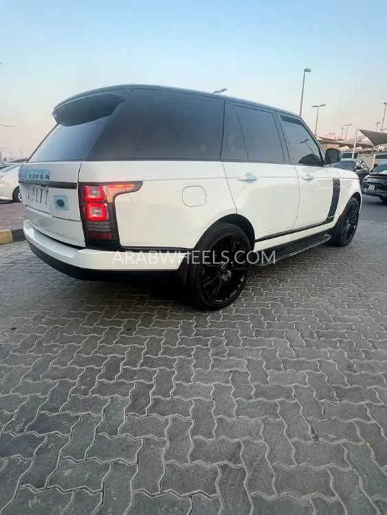 Land Rover Range Rover 2015 for Sale in Sharjah Image-17