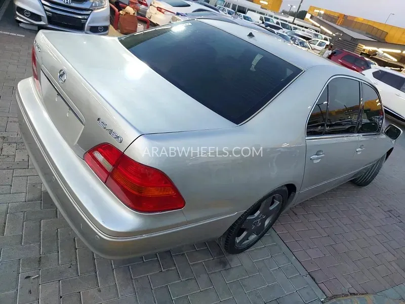 Lexus LS 2003 for Sale in Sharjah Image-11