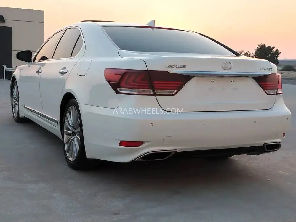 Lexus LS 2014 for Sale in Dubai Image-10