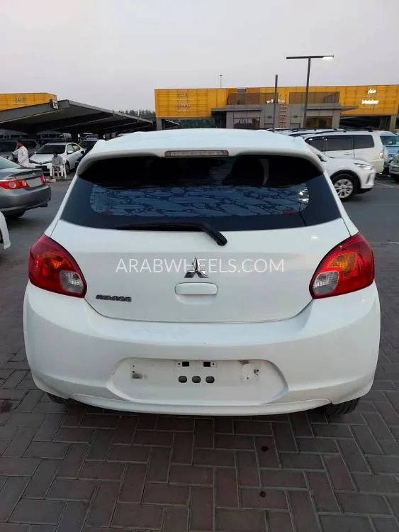 ميتسوبيشي ميراج 2014 for Sale in الشارقة Image-9