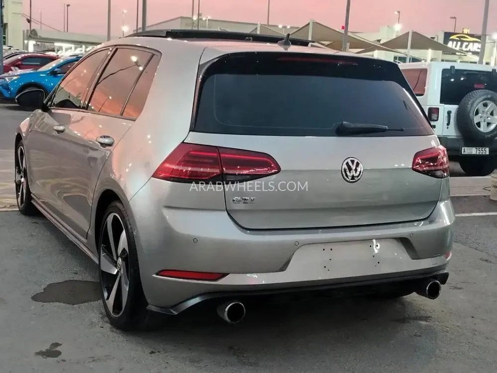 Volkswagen Golf GTI 2018 for Sale in Dubai Image-14