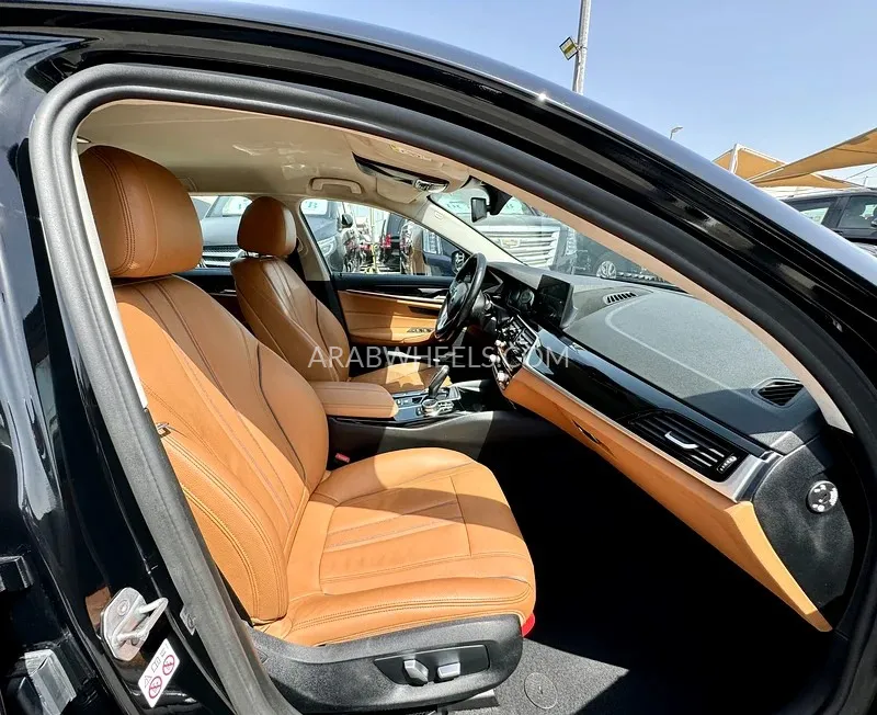 BMW 5 series 2022 for Sale in Sharjah Image-6
