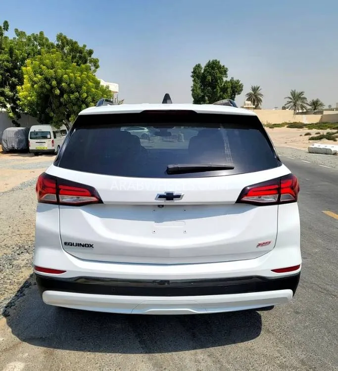 Chevrolet Equinox 2022 for Sale in Sharjah Image-9