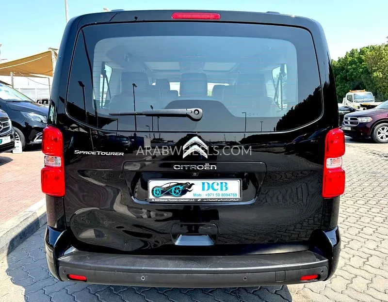 Citroen Spacetourer 2024 for Sale in Sharjah Image-17