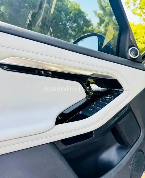 Land Rover Range Rover Evoque 2020 for Sale in Sharjah Image-10