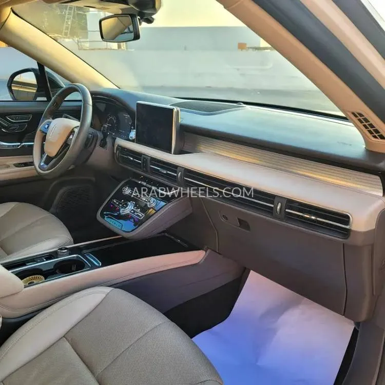 Lincoln Corsair 2022 for Sale in Sharjah Image-4