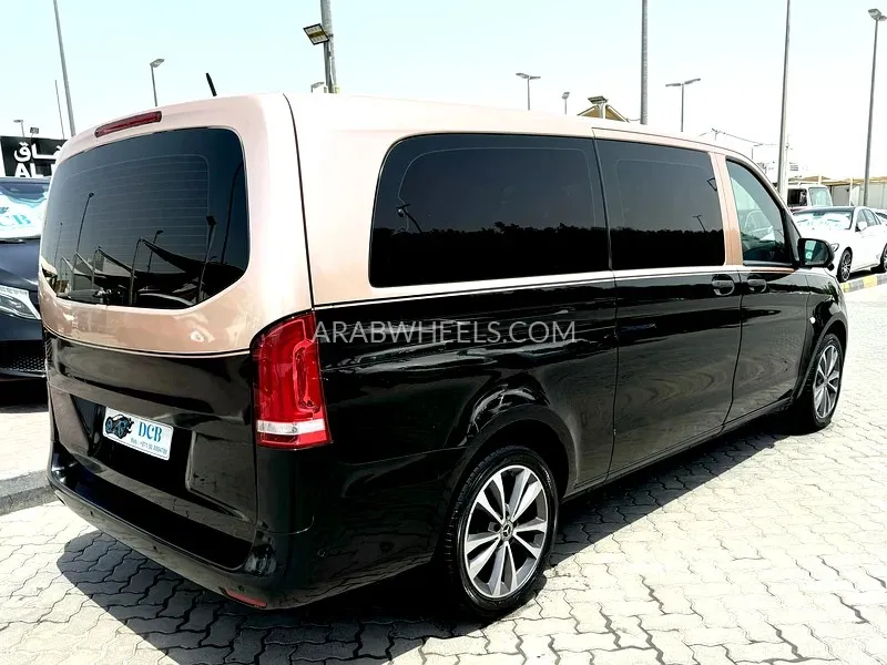 Mercedes Benz Vito 2020 for Sale in Sharjah Image-18