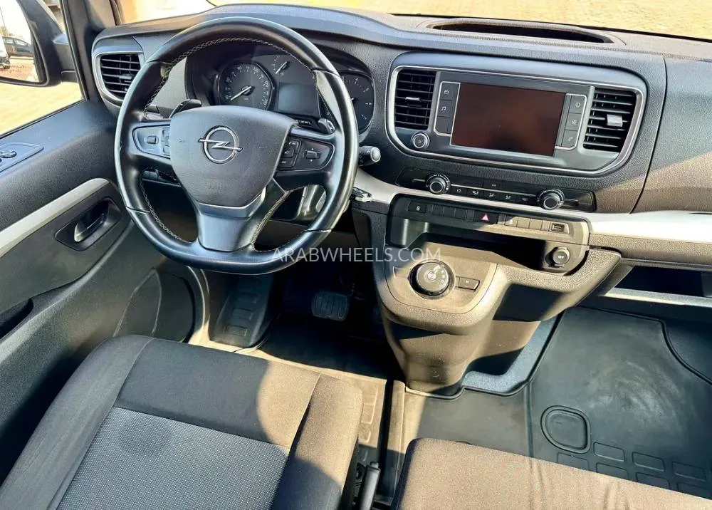 Opel Zafira 2022 for Sale in Sharjah Image-16