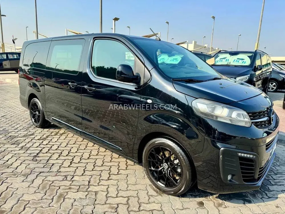 Opel Zafira 2023 for Sale in Sharjah Image-7
