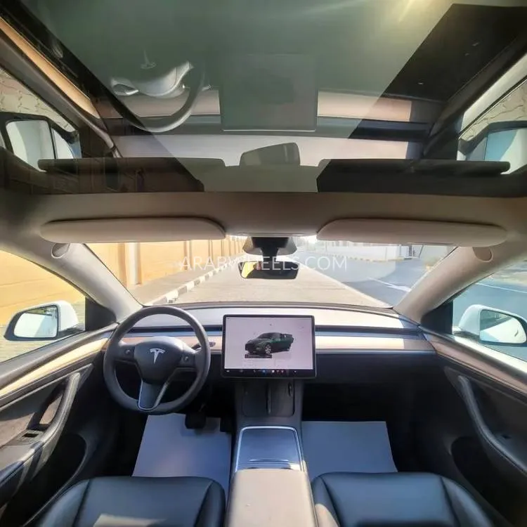 تسلا Y موديل  2023 for Sale in الشارقة Image-11