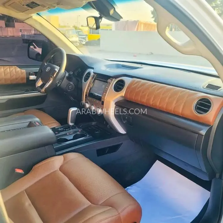 Toyota Tundra 2019 for Sale in Sharjah Image-9