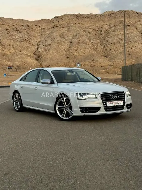 Audi S8 2014 for Sale in Abu Dhabi Image-18