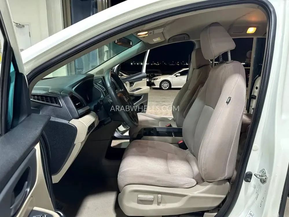 هوندا أوديسي 2019 for Sale in أبو ظبي Image-10