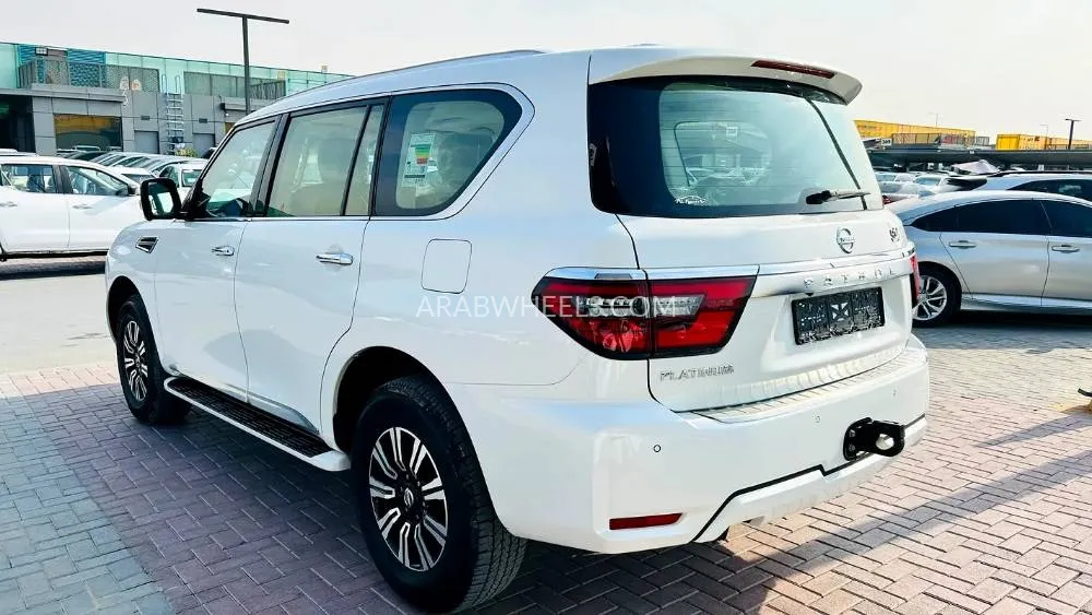 Nissan Patrol 2020 for Sale in Sharjah Image-14