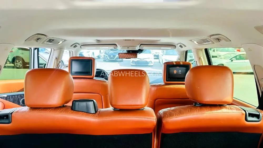 Nissan Patrol 2020 for Sale in Sharjah Image-11