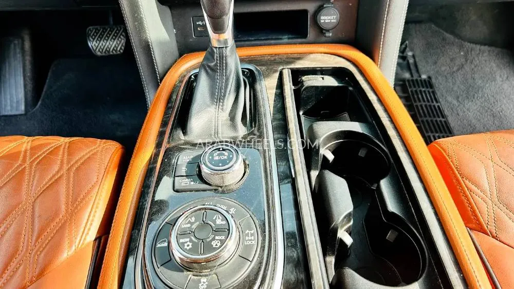 Nissan Patrol 2020 for Sale in Sharjah Image-15