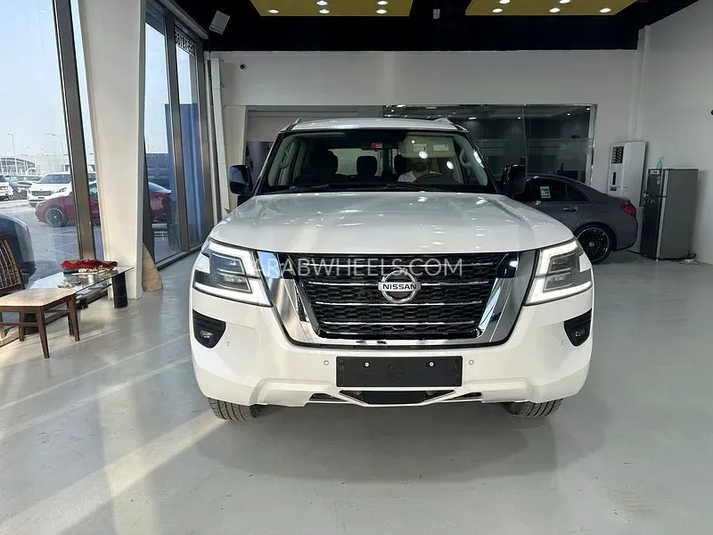 Nissan Patrol 2020 for Sale in Abu Dhabi Image-15