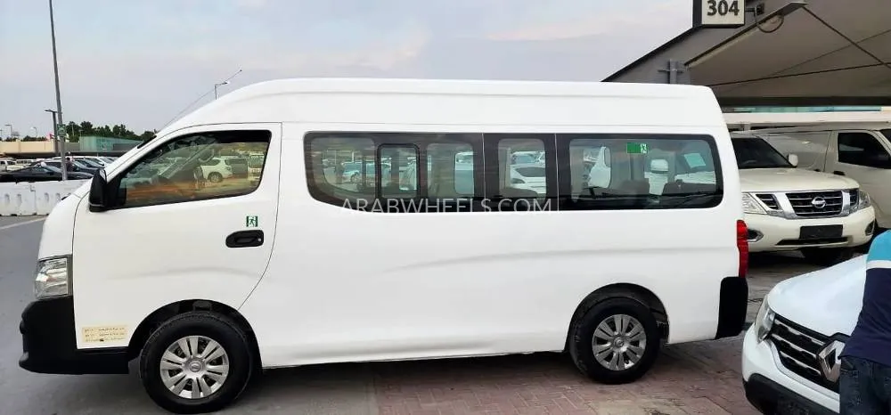 Nissan Urvan 2021 for Sale in Sharjah Image-11