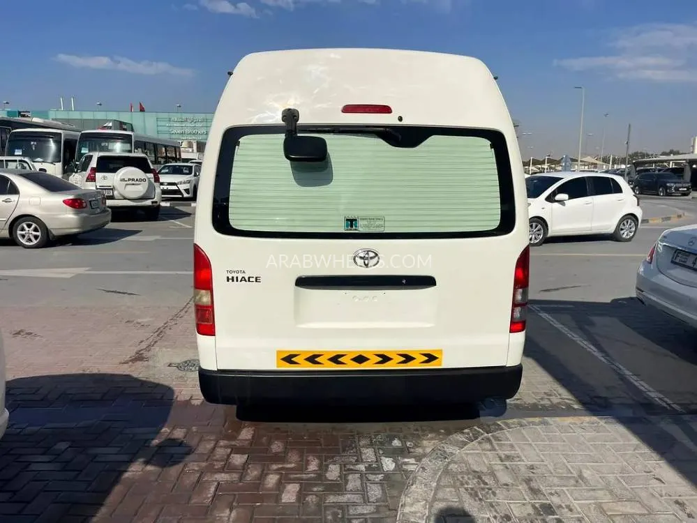 تويوتا هايس 2020 for Sale in الشارقة Image-3