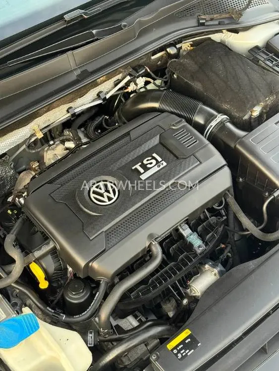 Volkswagen Golf 2017 for Sale in Abu Dhabi Image-18