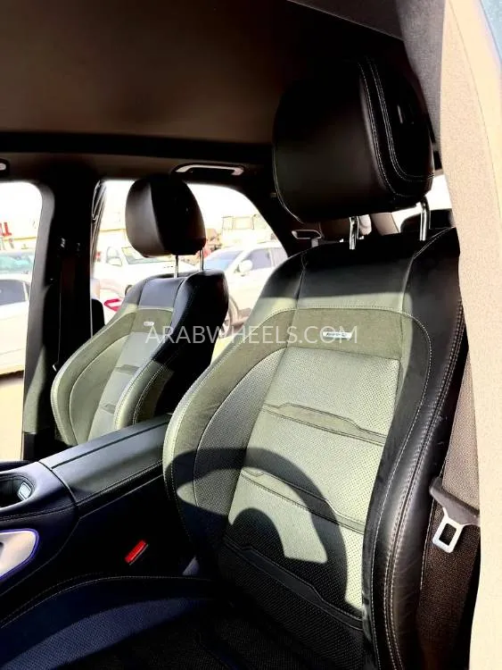 Mercedes Benz GLE Class 2024 for Sale in Dubai Image-11