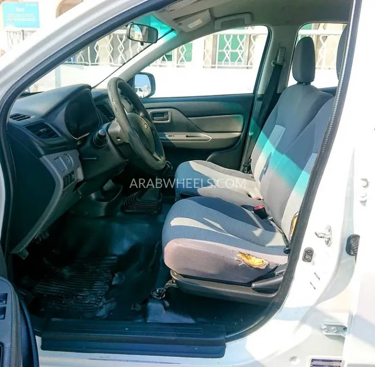 ميتسوبيشي L200 2018 for Sale in عجمان Image-5