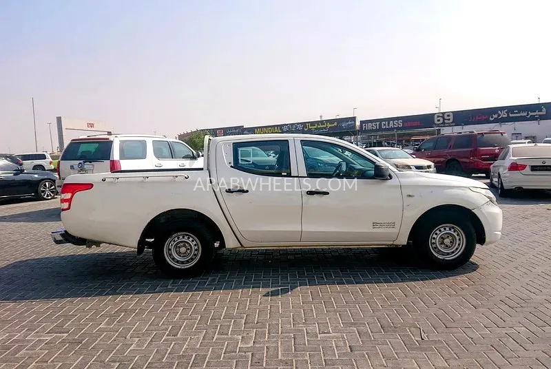ميتسوبيشي L200 2018 for Sale in عجمان Image-10