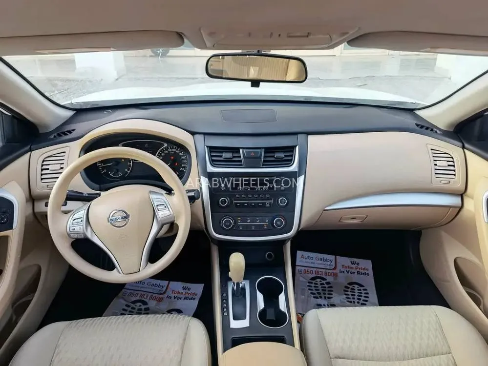 Nissan Altima 2018 for Sale in Abu Dhabi Image-8