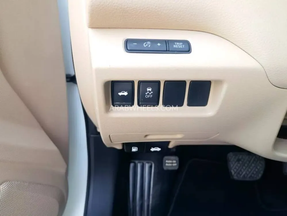 Nissan Altima 2018 for Sale in Abu Dhabi Image-11