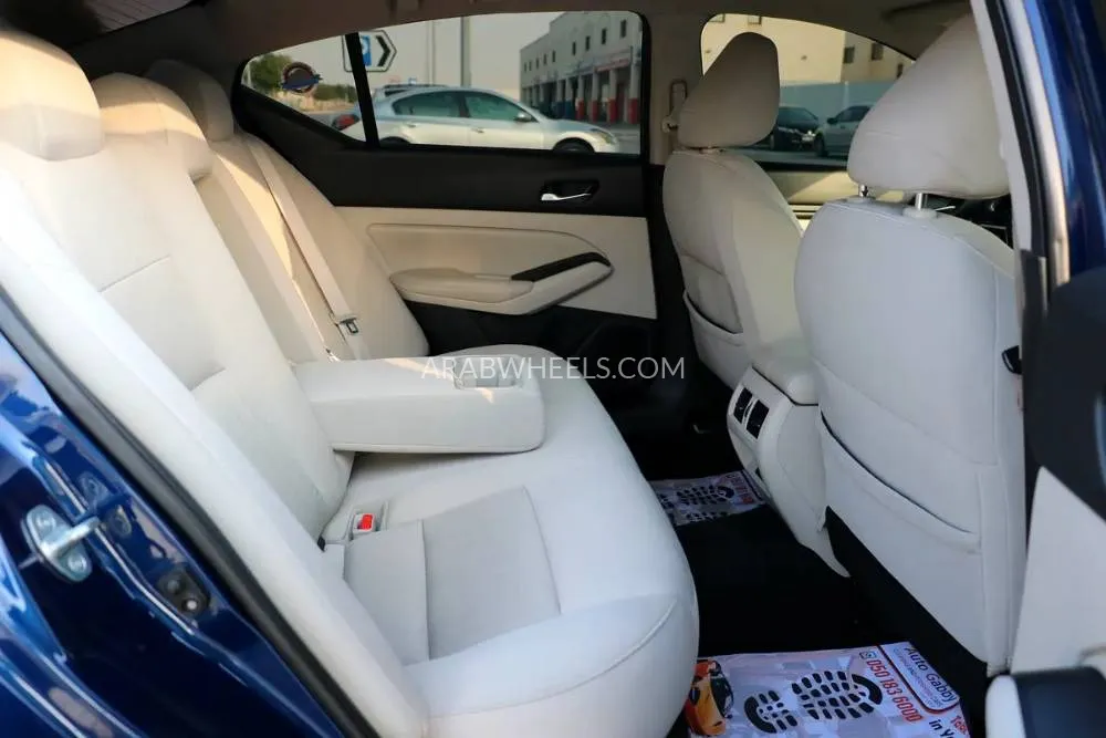 Nissan Altima 2019 for Sale in Abu Dhabi Image-9