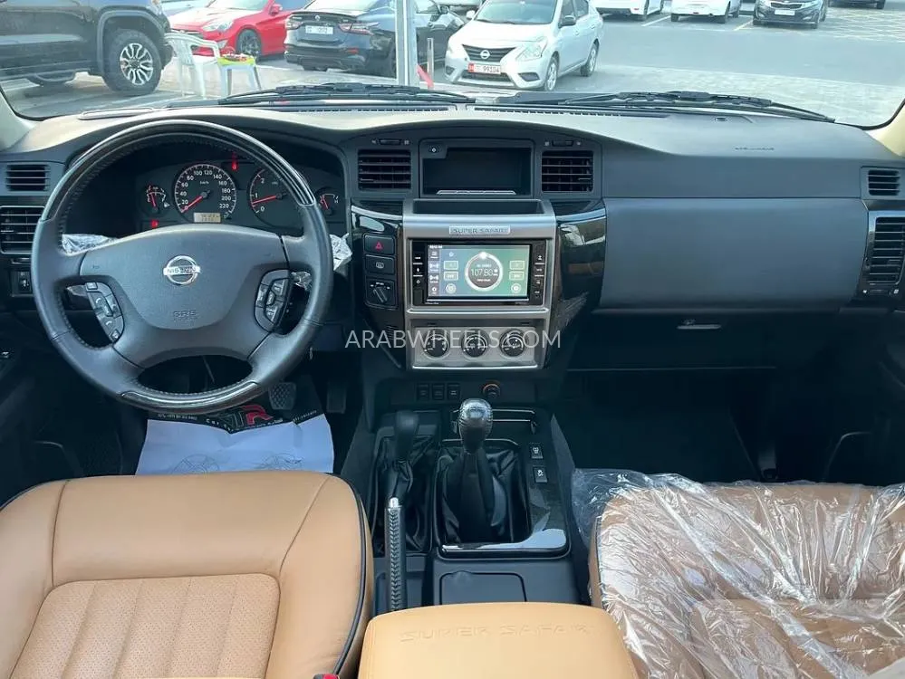 Nissan Patrol 2022 for Sale in Sharjah Image-12