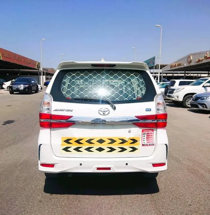 Toyota Avanza 2018 for Sale in Ajman Image-5