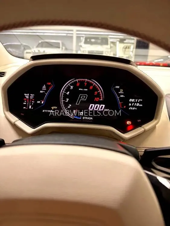 Lamborghini Huracan 2020 for Sale in Dubai Image-11