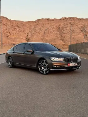 بي إم دبليو الفئة السابعة 2017 for Sale