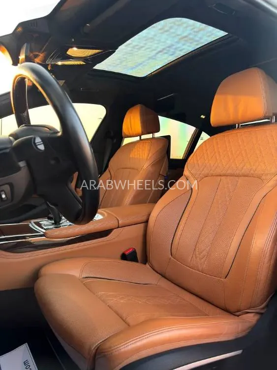 BMW 7 series 2017 for Sale in Abu Dhabi Image-2