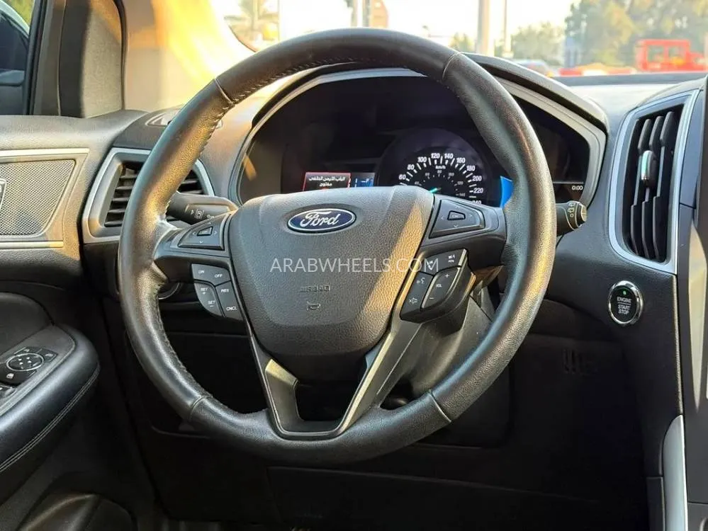 Ford Edge 2022 for Sale in Sharjah Image-7