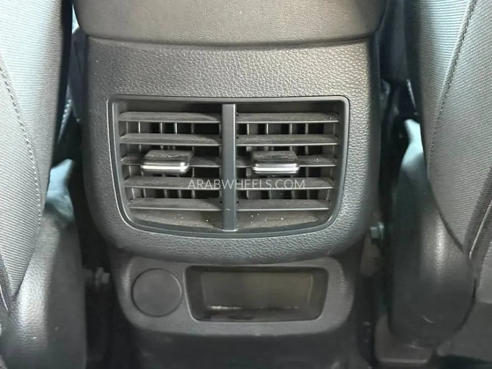 Kia Seltos 2023 for Sale in Sharjah Image-12