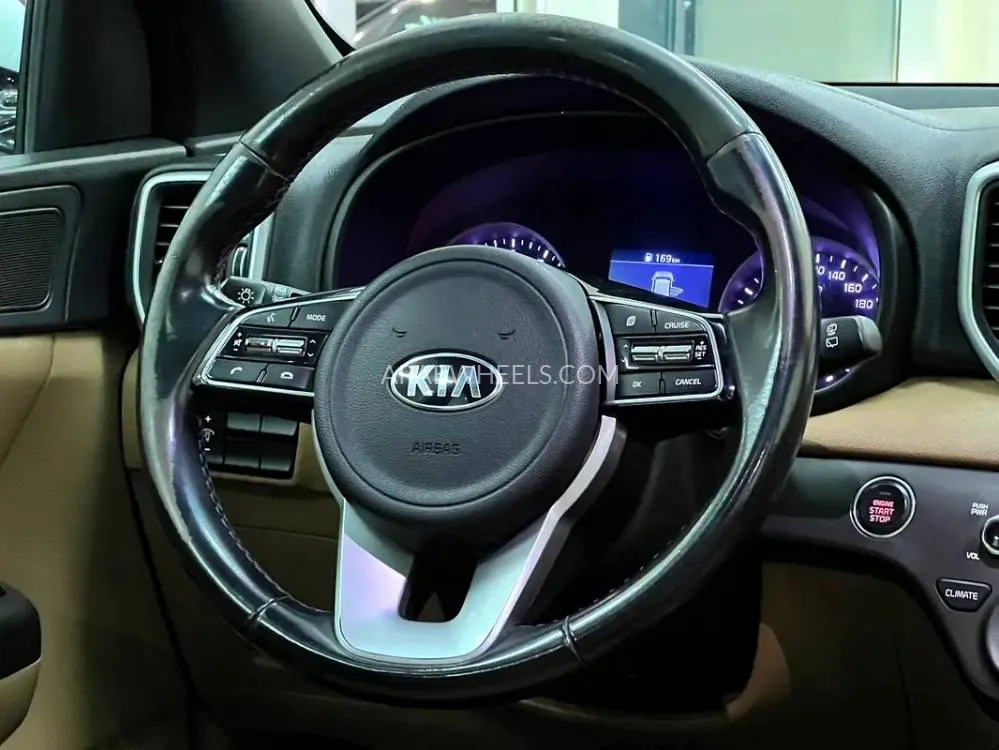 كيا سبورتاج 2019 for Sale in الشارقة Image-16