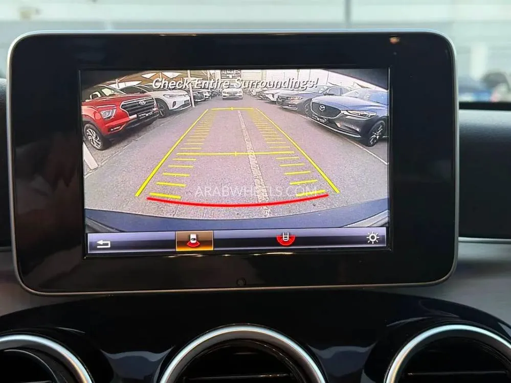 Mercedes Benz C Class 2015 for Sale in Sharjah Image-6