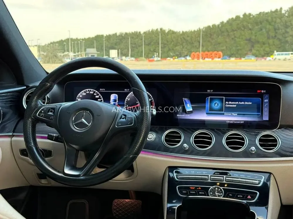 Mercedes Benz E Class 2018 for Sale in Sharjah Image-8