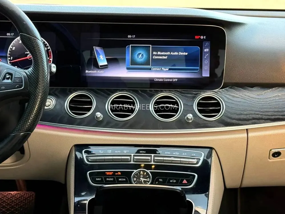 Mercedes Benz E Class 2018 for Sale in Sharjah Image-15
