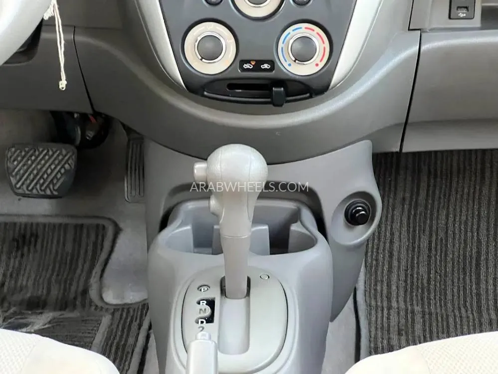 Nissan Sunny 2022 for Sale in Sharjah Image-6