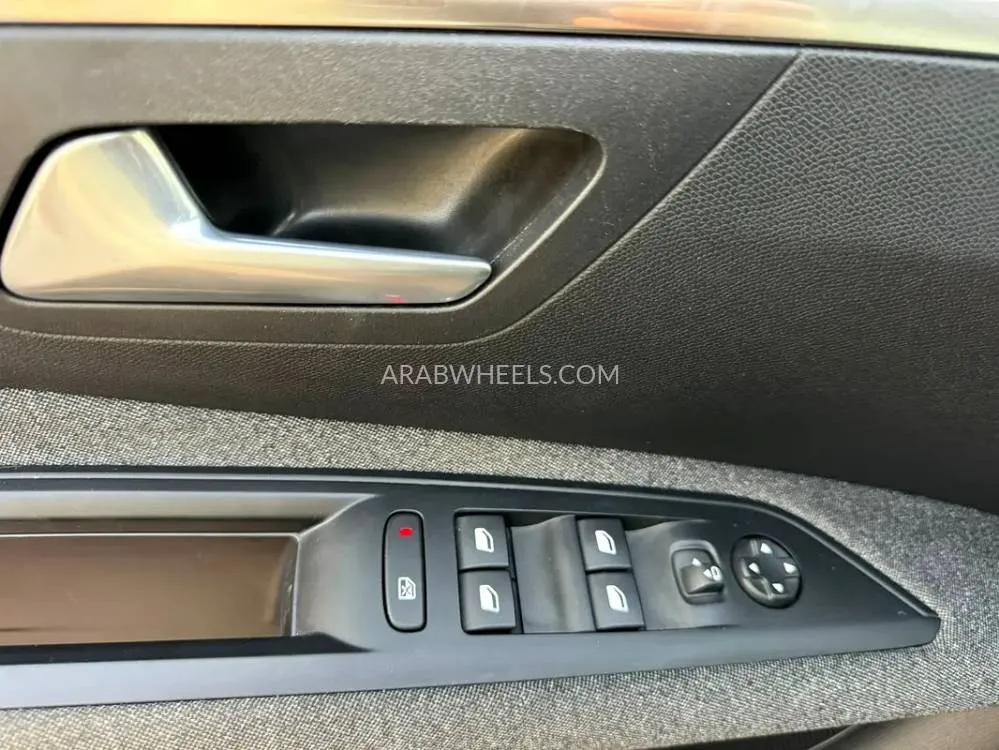 Peugeot 3008 2023 for Sale in Sharjah Image-16