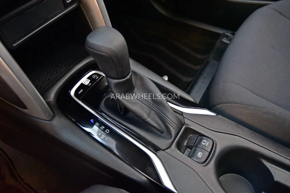 Toyota Corolla Cross 2024 for Sale in Dubai Image-12