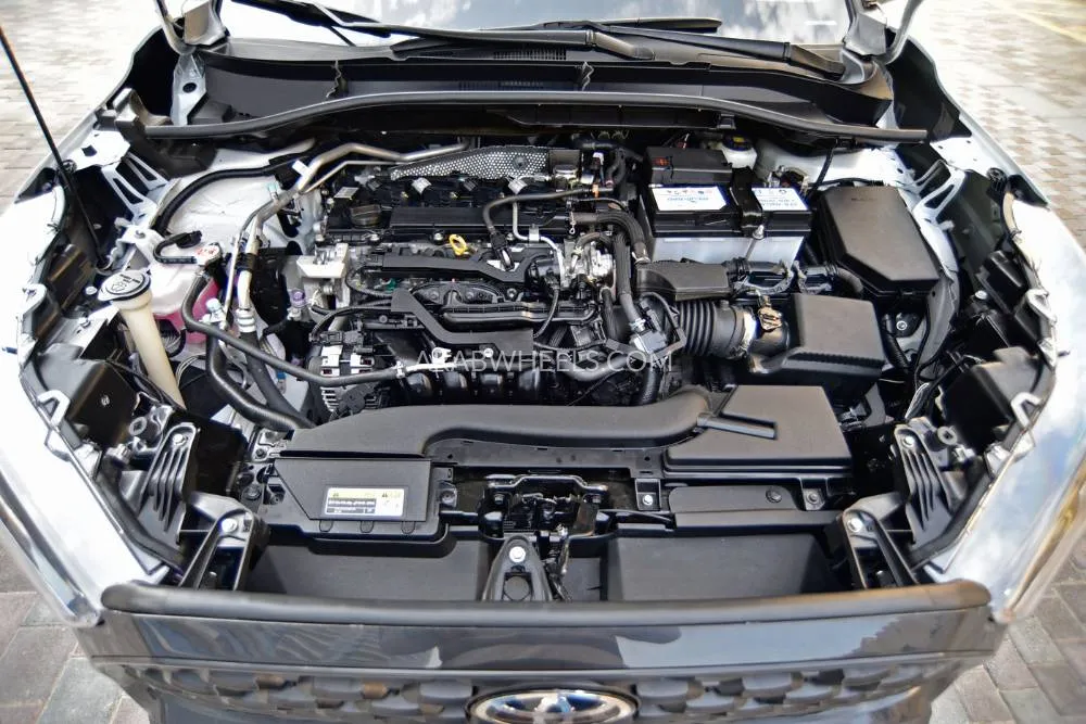 Toyota Corolla Cross 2024 for Sale in Dubai Image-18